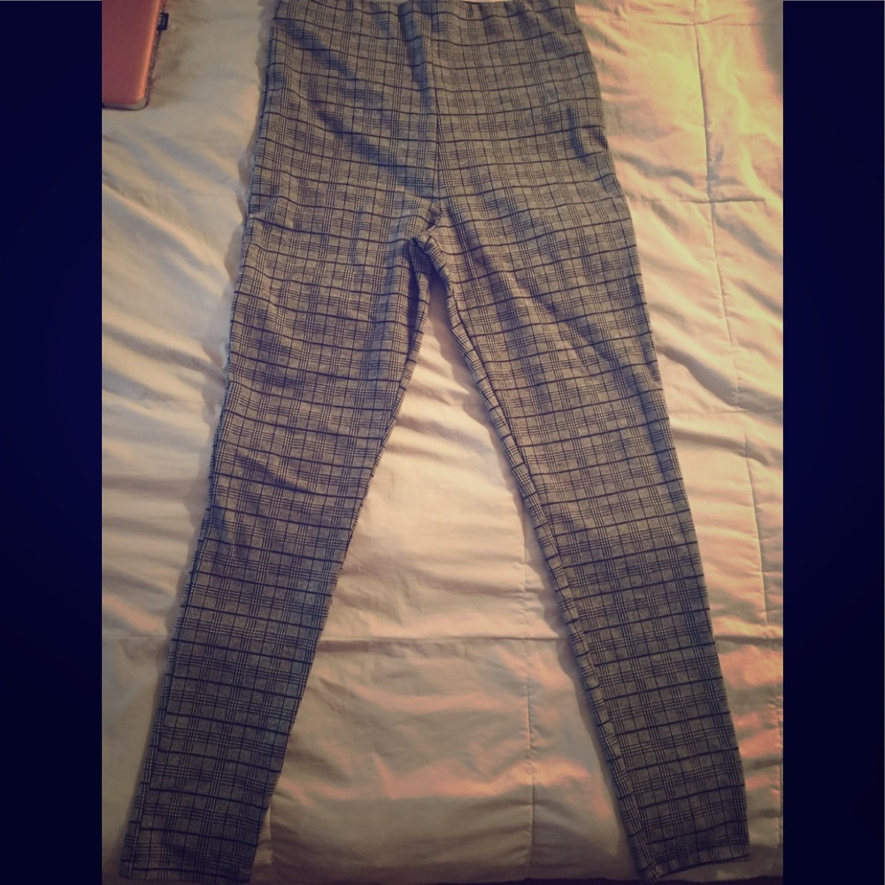 High waisted soft grey and black plaid pants